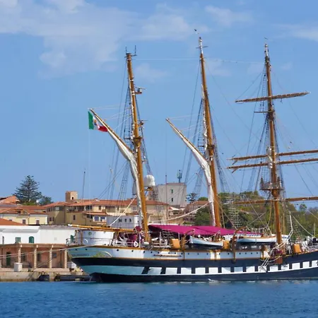 Touring Club Italiano - Parco vacanze La Maddalena (Sassari)